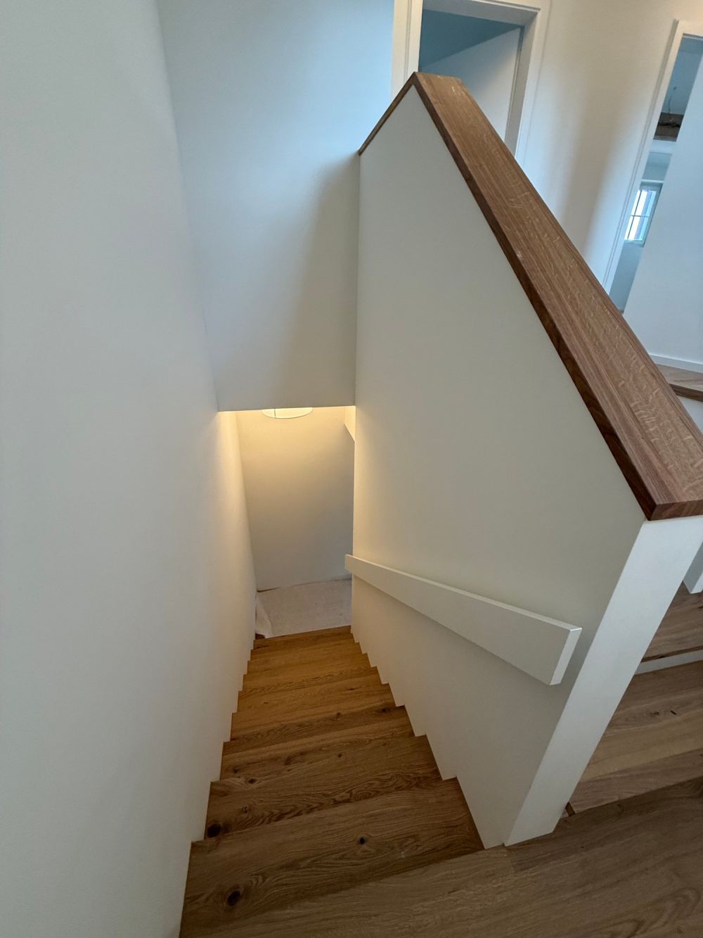 NEUWERTIGE: 3-Zimmerdachwohnung – Vintage-Style trifft auf modernen Komfort -  Bild 12