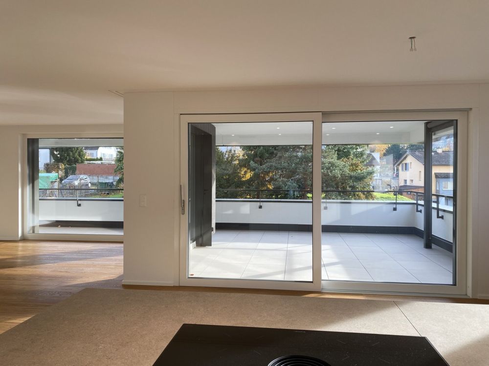 Modernes Wohngefühl mit Weitblick in Rorschacherberg - Küche | Esszimmer