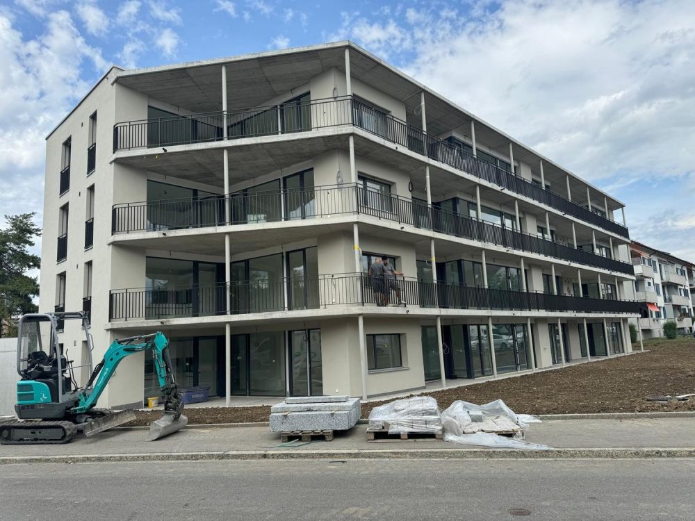 Luxuriöse Neubauwohnungen 3.5 bis 4.5 Zimmer mit Balkon oder Sitzplatz und Top-Ausstattung -  Bild 2