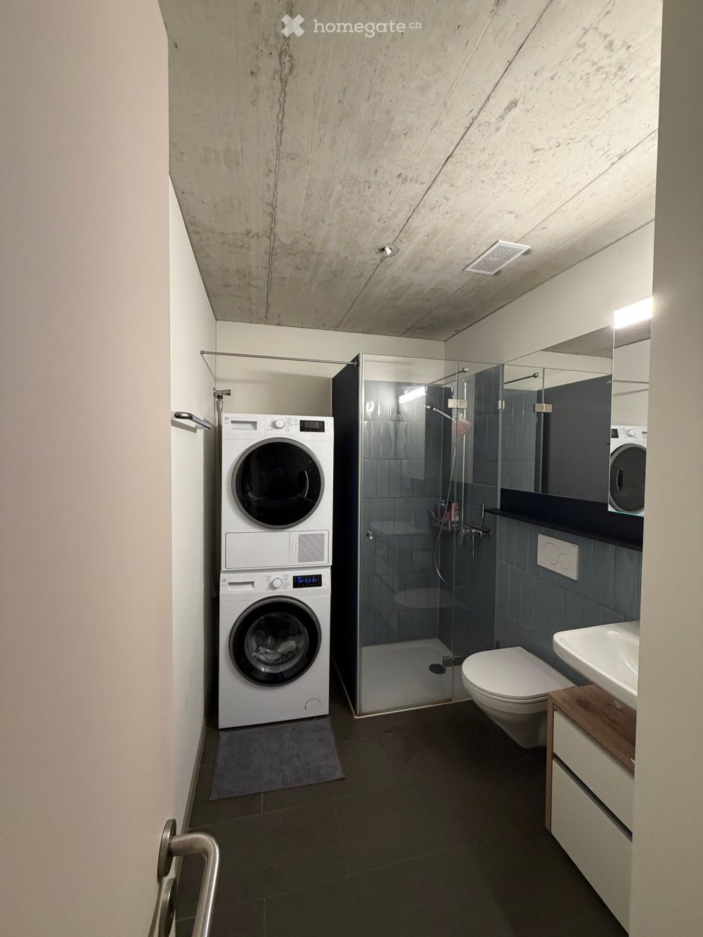 Helle 1.5-Zimmer-Wohnung im 6. OG mit schöner Aussicht in Kloten -  Bild 6