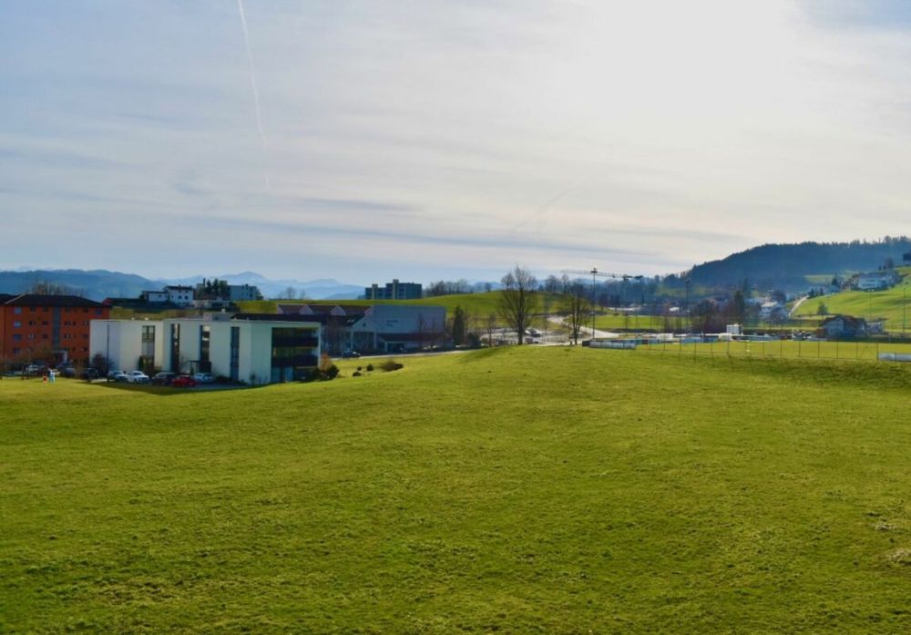 moderne 2.5 Zimmer Neubauwohnung in Bazenheid -  Bild 4