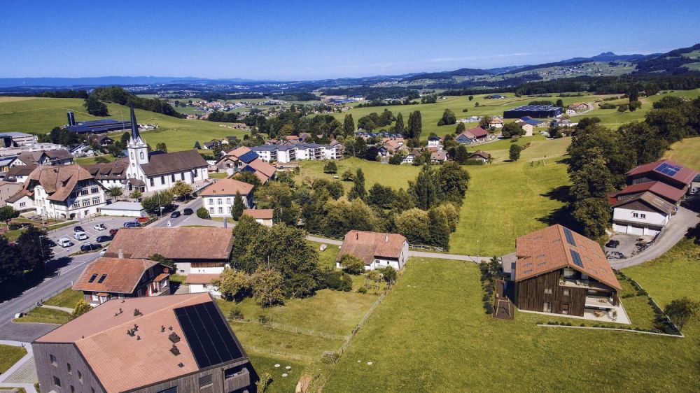 Neue 3.5-Zimmer-Wohnung mit großem Balkon – Freie Sicht im Herzen von Gibloux -  Bild 5