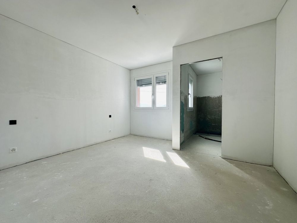 NUOVO 4.5 LOCALI CON BALCONE E VISTA APERTA A BELLINZONA - Bild 7