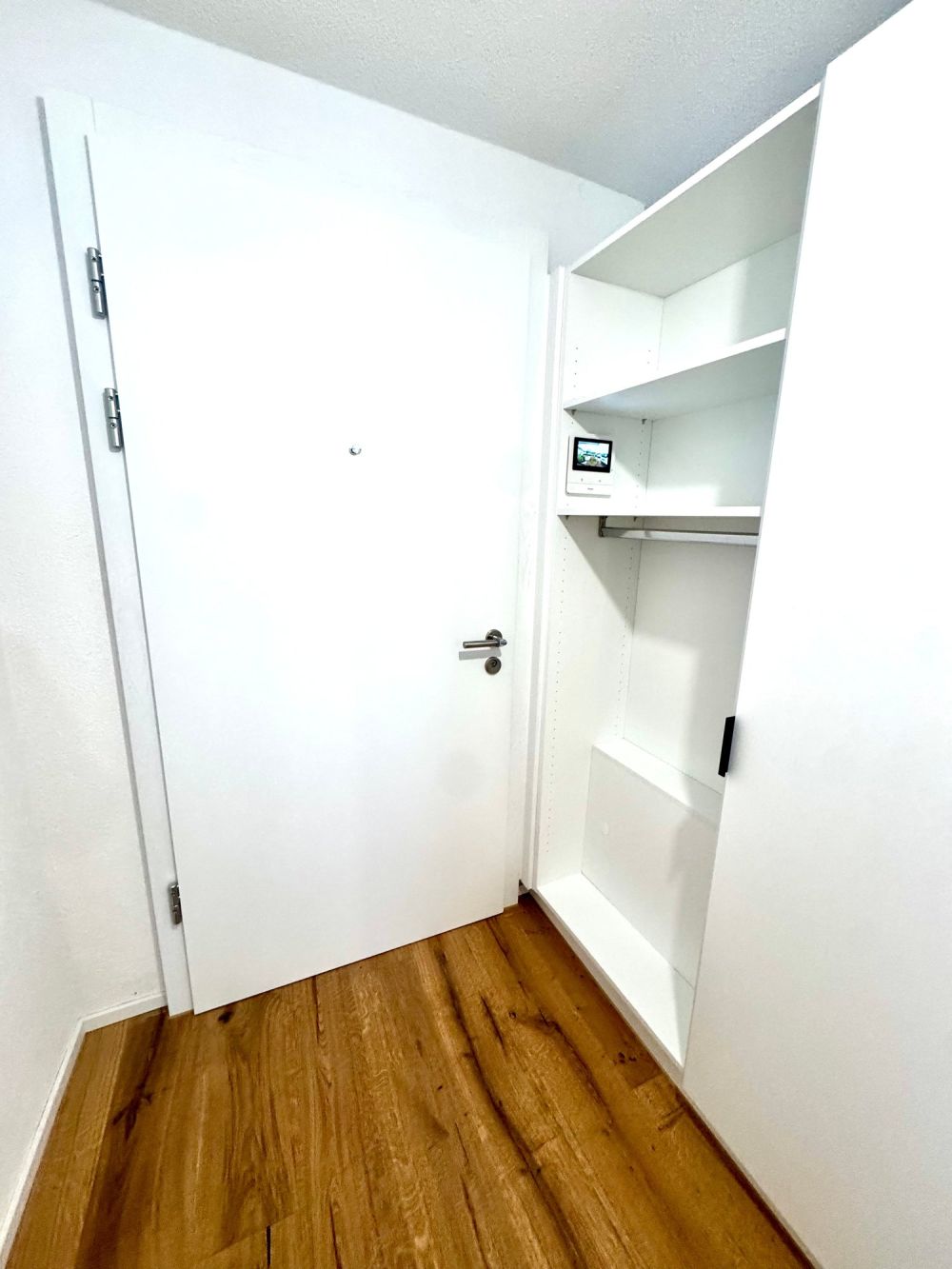 ERSTVERMIETUNG: Wunderschöne 2.5 Zimmer Attika-Wohnungen in Wangen bei Olten -  Bild 8