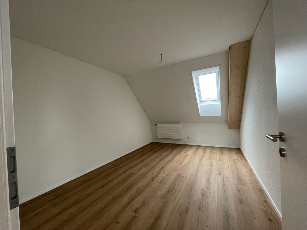 Moderne 3.5 Zimmerwohnung mit Balkon - Bild 8