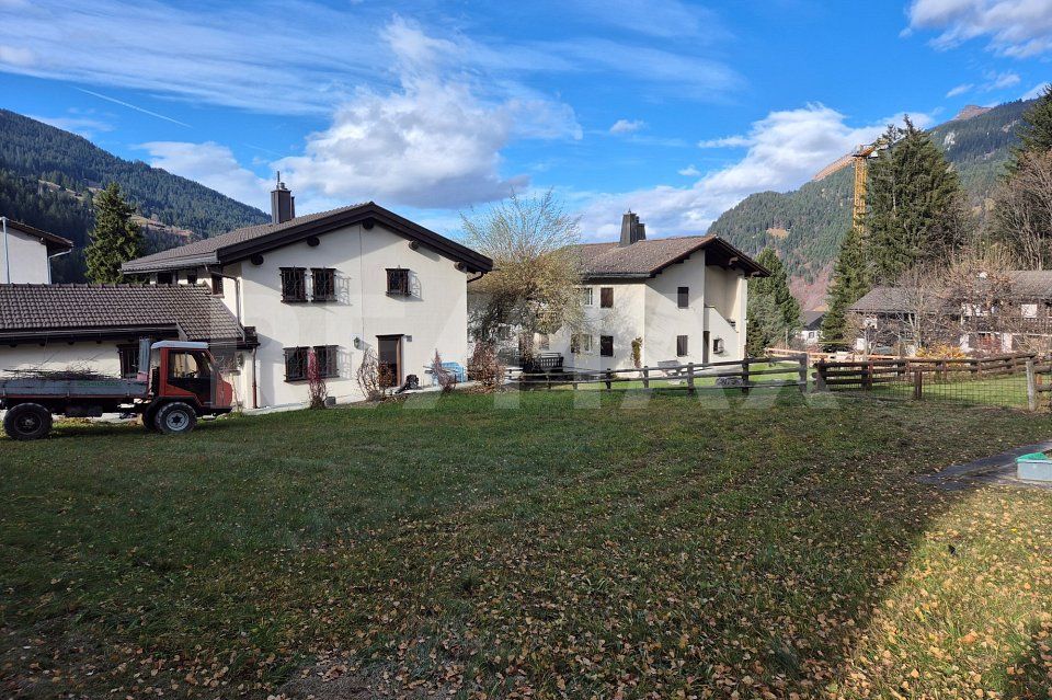 Mehrfamilienhaus mit Umschwung - Bild 5