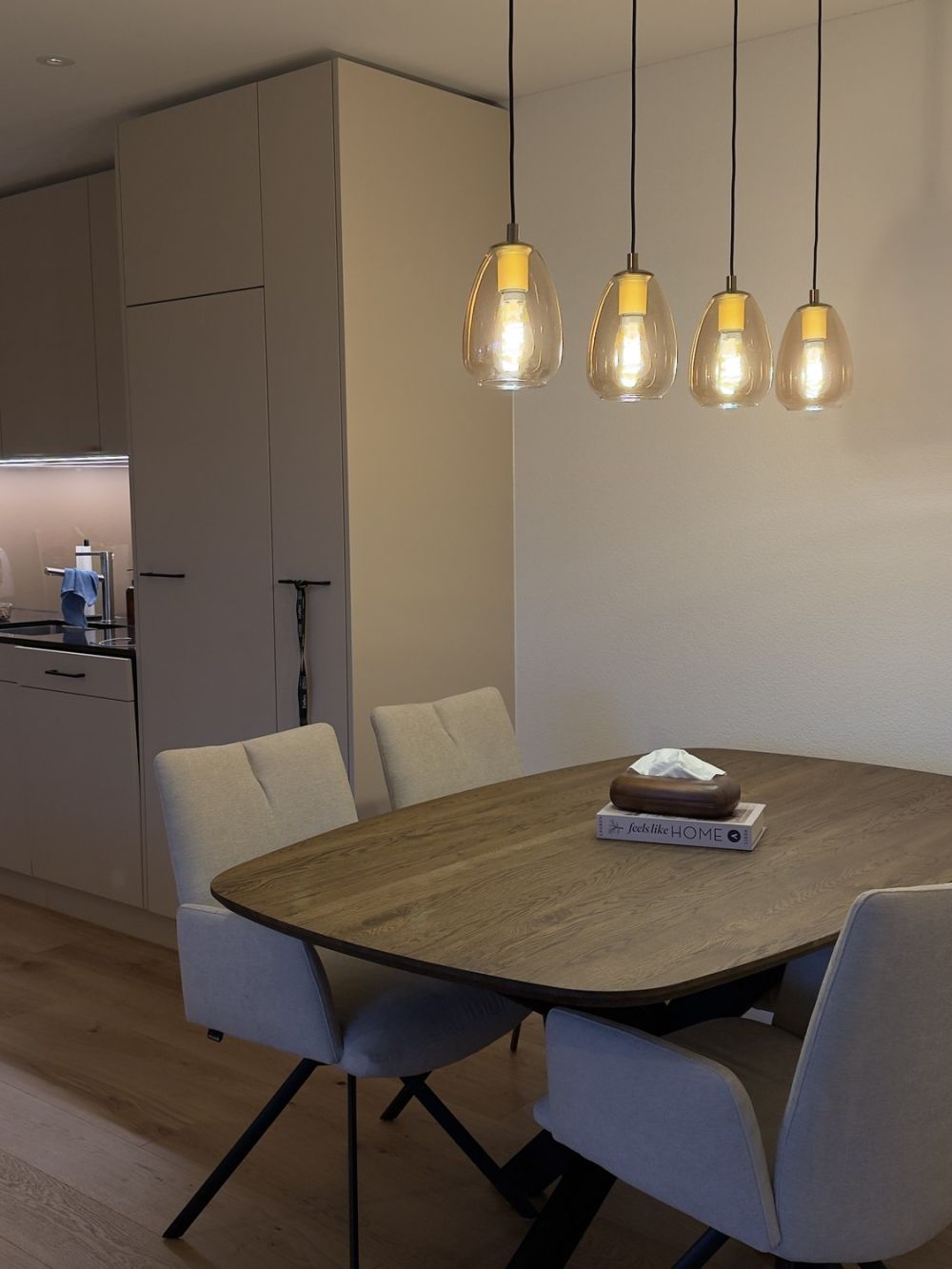 Neue und moderne, möblierte 3.5 Zi Wohnung -  Bild 2