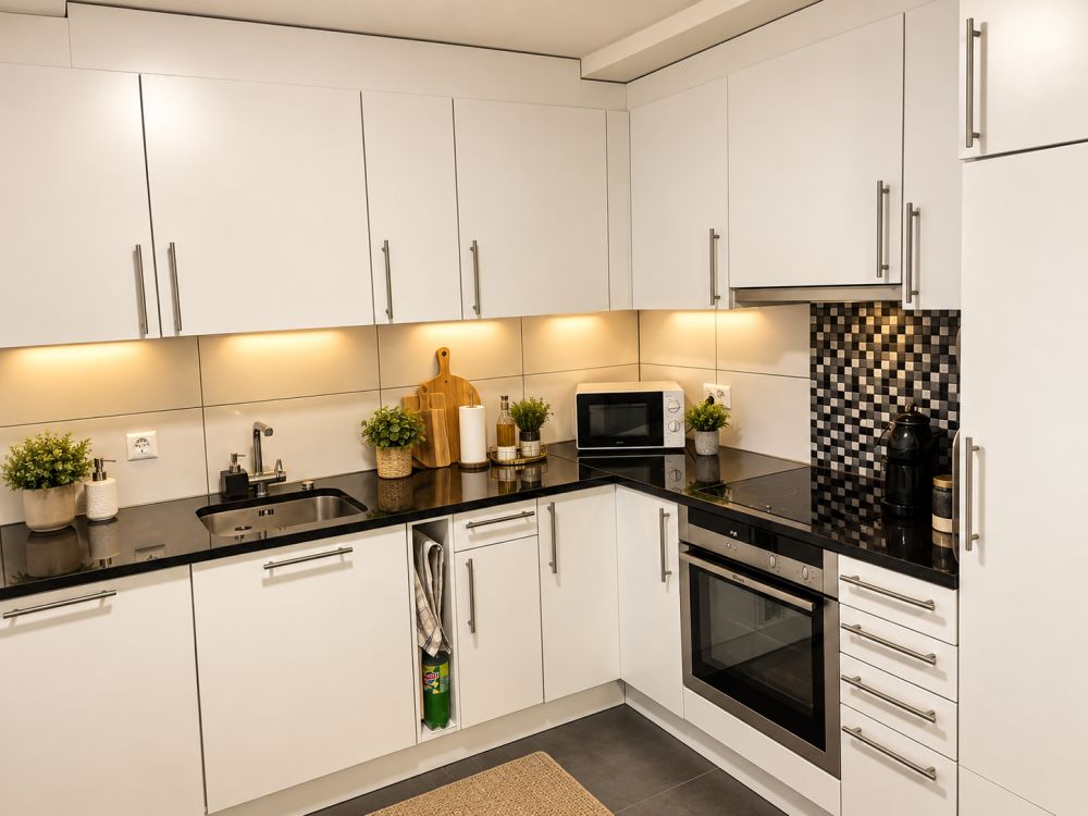 Helle 4.5 Zimmer-Wohnung mit Balkon in Studen -  Bild 1