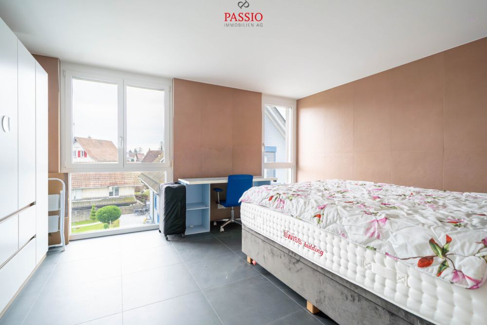 Neuwertige 2.5-Zimmer-Attikawohnung in gehobenem Ausbaustandard - Bild 7