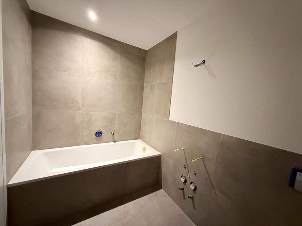 Moderne 4.5-Zimmer-Neubauwohnung im Erdgeschoss in Frutigen -  Bild 11