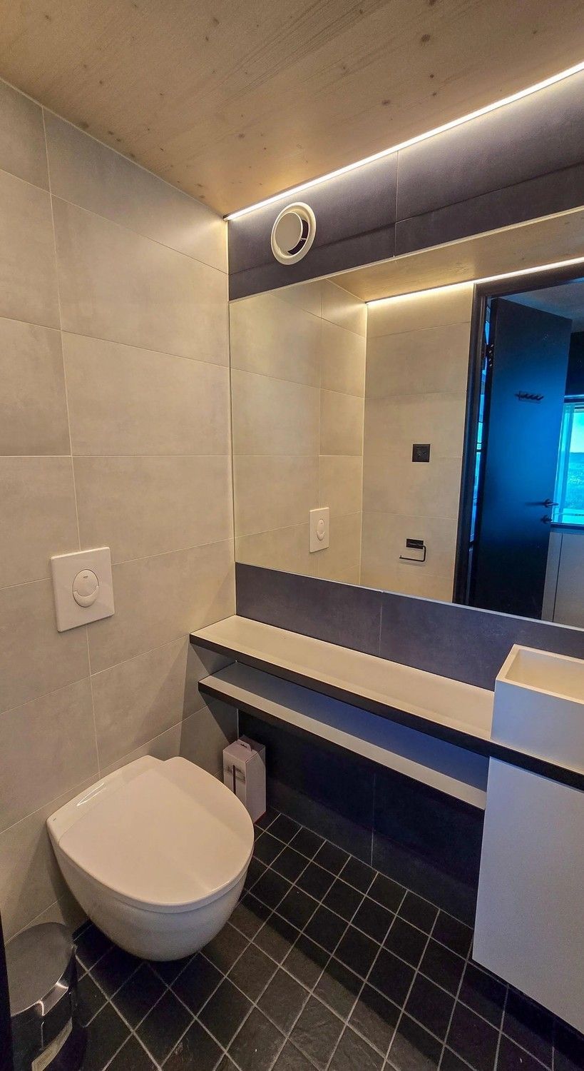 Nachmieter gesucht: 2.5-Zimmer-Tiny-House mit spektakulärer Zürichsee-Aussicht -  Bild 10