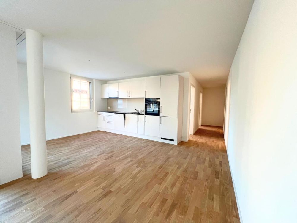 Modern wohnen und entspannen – Neubauwohnung mit sonniger Loggia -  Bild 1