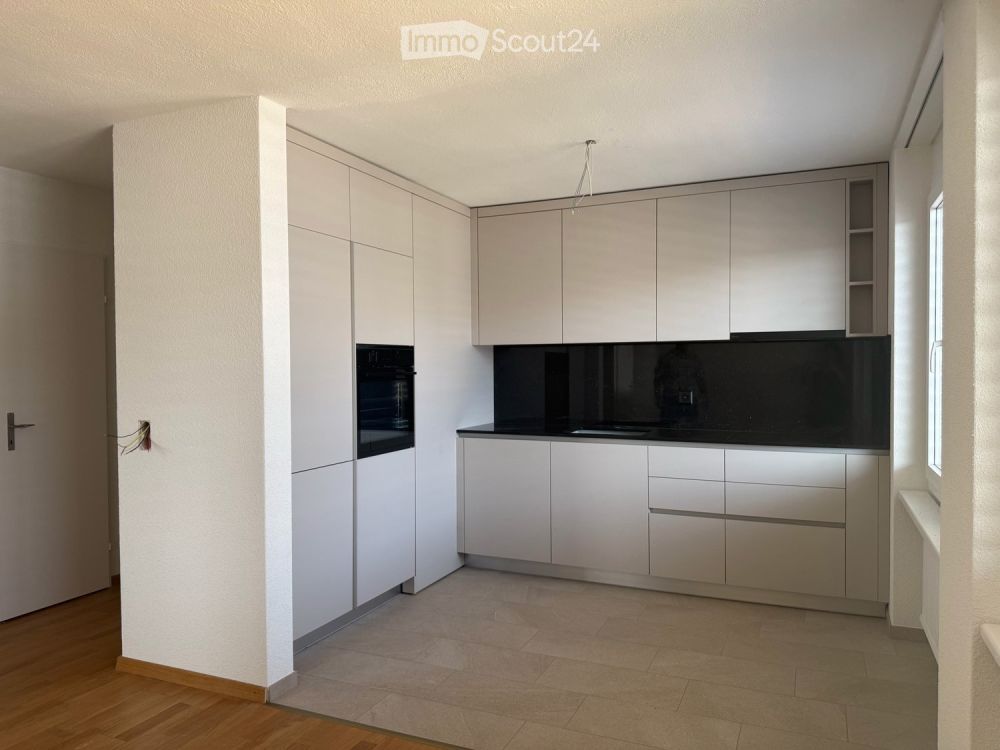 Erstvermietung nach Sanierung – grosszügige 4.5-Zimmer-Wohnung mit Balkon -  Bild 3