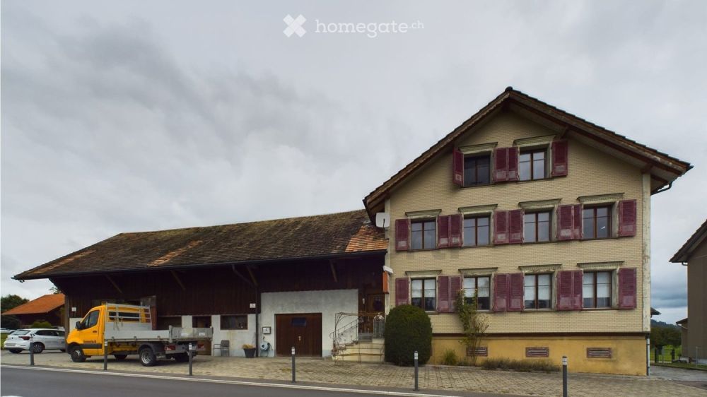 9 Zimmer-Ein- oder Mehrfamilienhaus mit Werkhof -  Bild 1