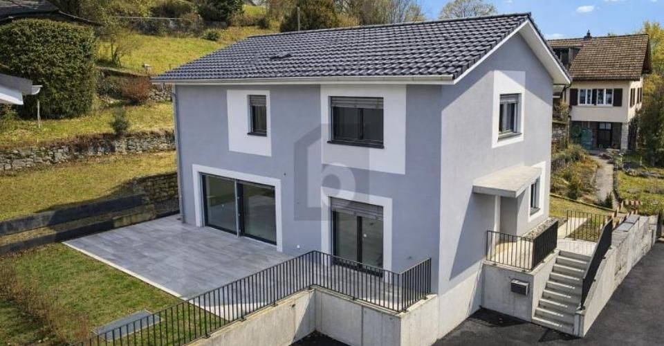 EXKLUSIV, LICHTDURCHFLUTET & VOLLER MÖGLICHKEITEN - Maison 6.5 pièces - image - 1