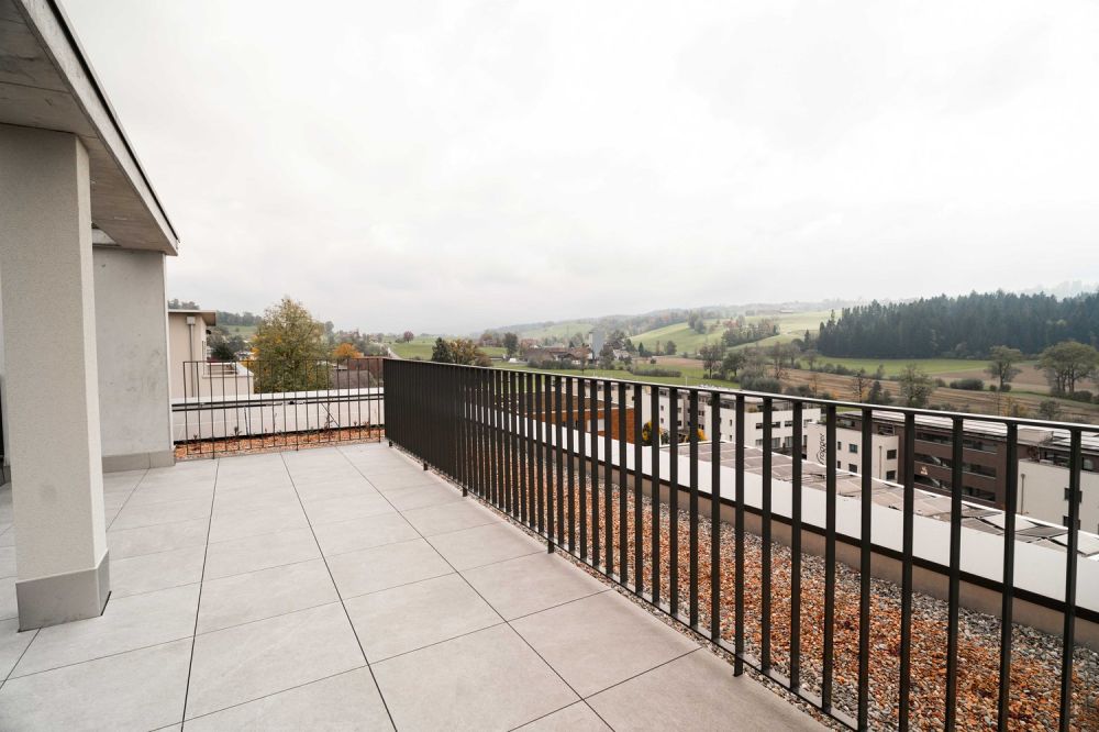 Reserviert - Exklusive Atriumwohnung mit Panoramablick auf die Berge inkl. zwei Einstellhallenplätze - Bild 11