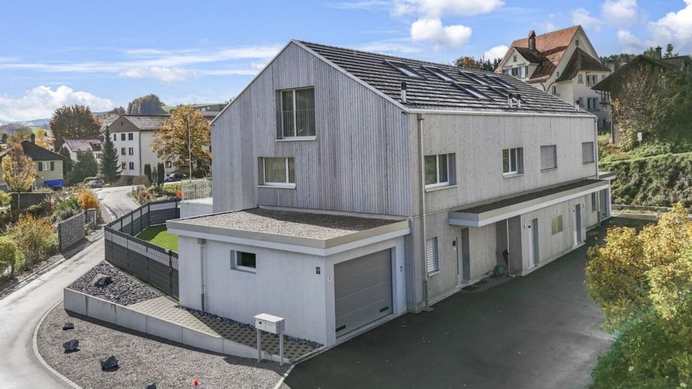 Modernes Wohnglück mit Charme - Ihr neues Zuhause im Grünen  von Bütschwil - Bild 2