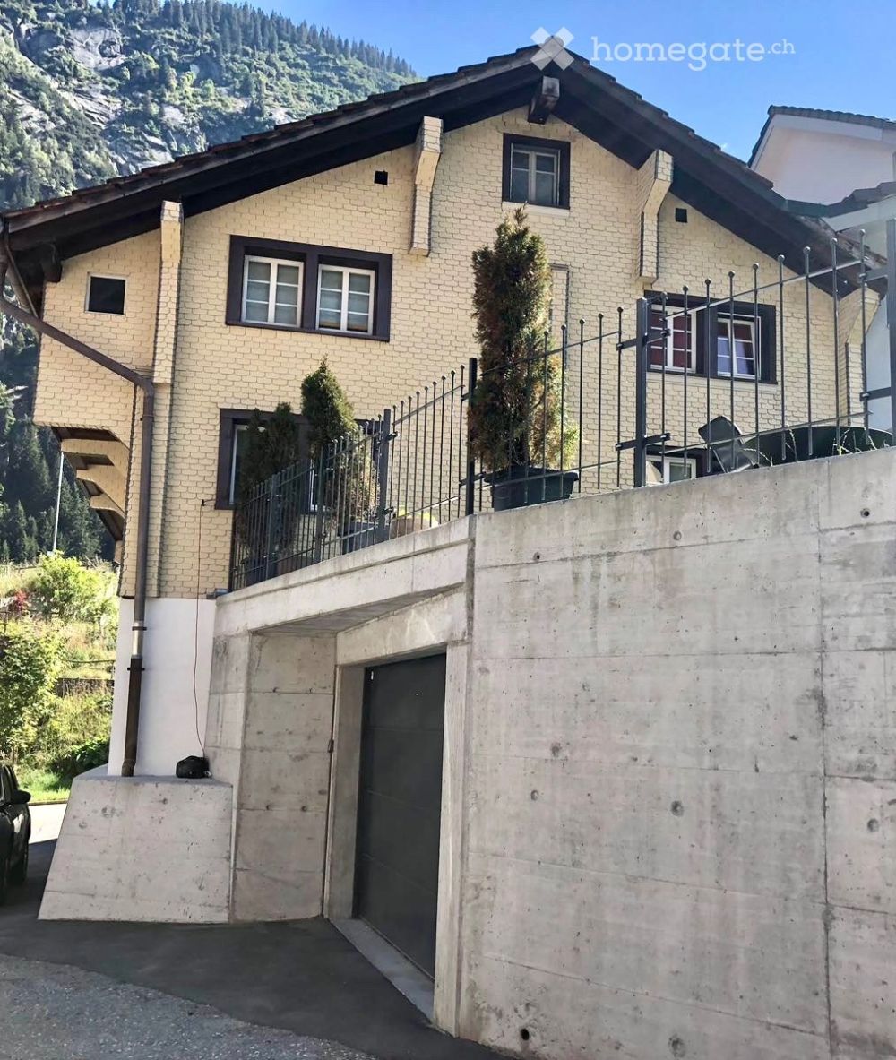 Grosses Chalet nahe Andermatt -  Bild 1