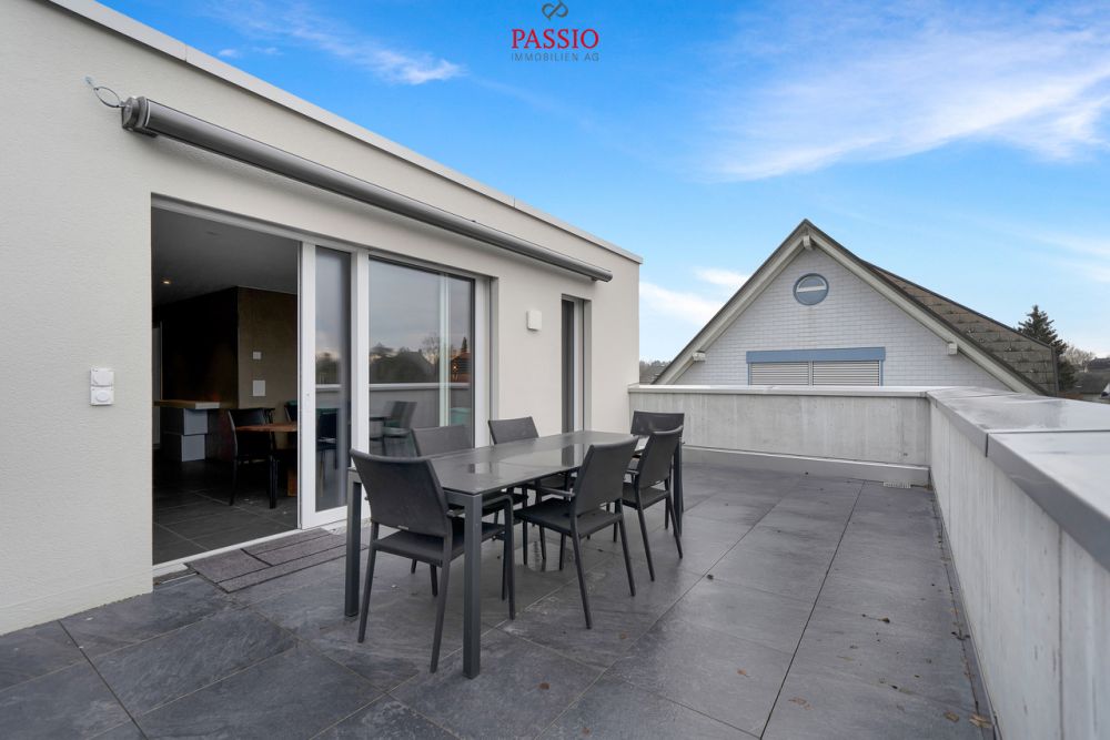 Neuwertige 2.5-Zimmer-Attikawohnung in gehobenem Ausbaustandard - Bild 5