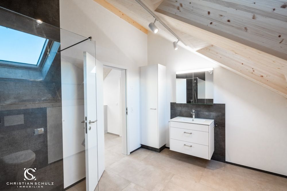 Neubau-Einfamilienhaus in Helsighausen (TG) – modern, energieeffizient & naturnah - Bild 10