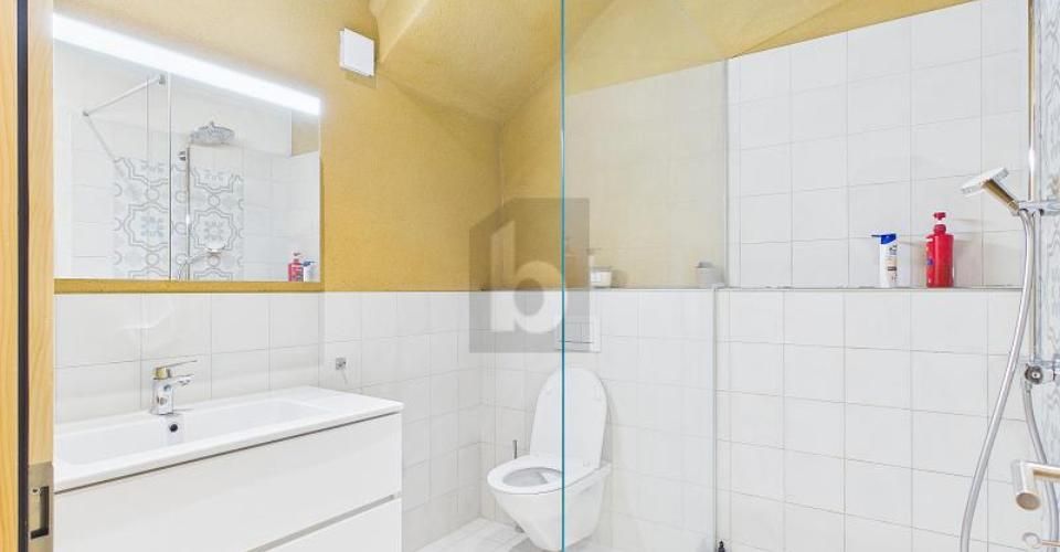 UNIKAT! HOCHWERTIG RENOVIERT IM STÄDTLI! - Duplex 3.5 pièces - image - 5