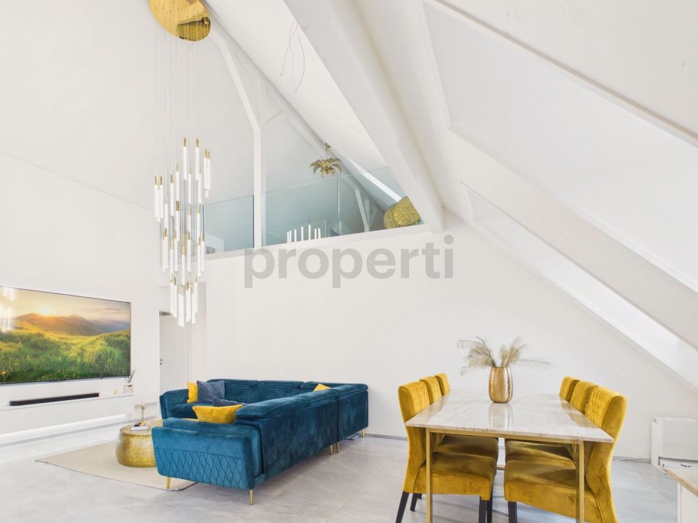 Ankommen, wohlfühlen, zuhause sein - charmante 6.5 Zimmer Maisonette auf zwei Ebenen - Image 1