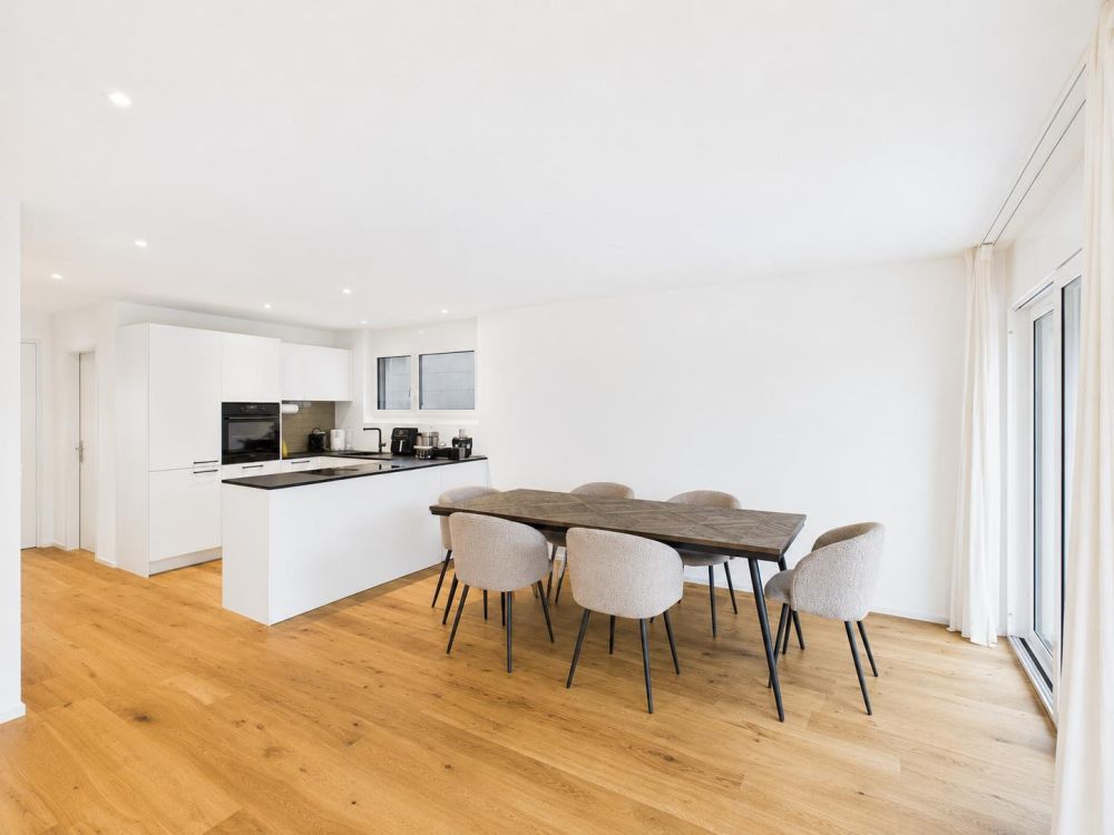 Neuwertiges 6.5-Zimmer-Doppeleinfamilienhaus mit hochwertigem Ausbau in Safenwil -  Bild 6