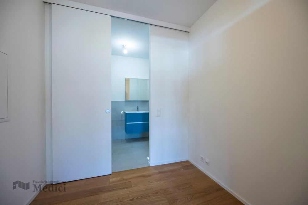 MODERNO ED ELEGANTE APPARTAMENTO VISTA LAGO -  Bild 7