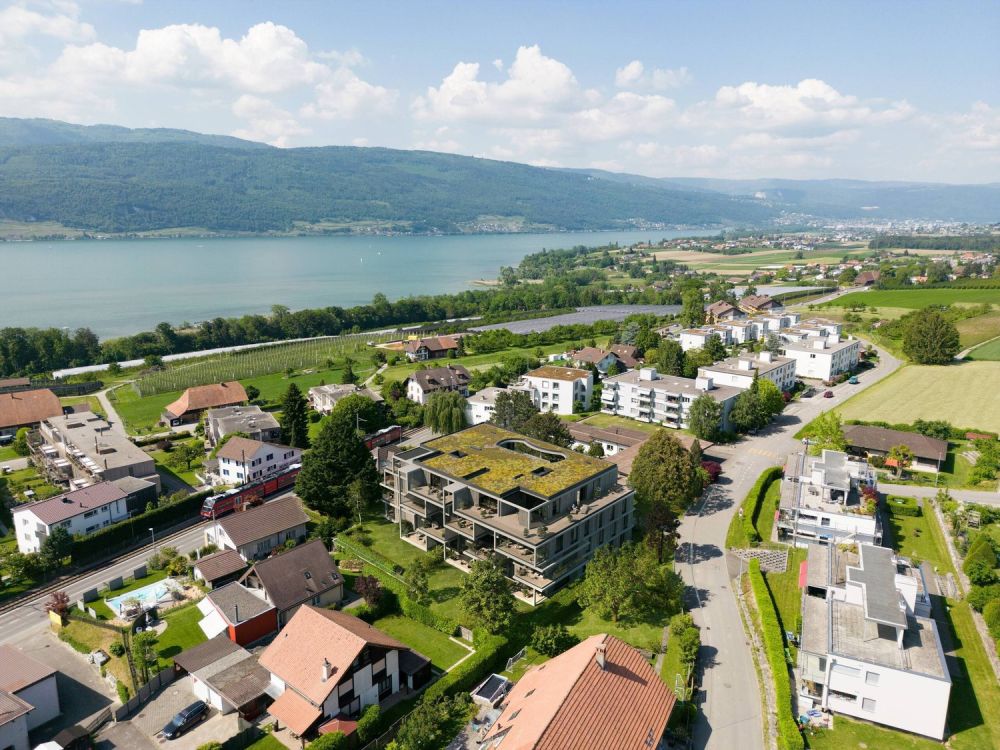 EXKLUSIVE NEUBAUWOHNUNG MIT TERRASSE UND EINZIGARTIGER ARCHITEKTUR AM BIELERSEE -  Bild 7