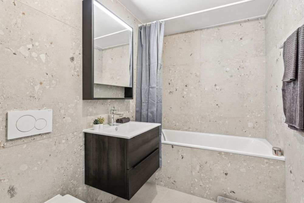 Opportunité ! Magnifique villa contemporaine aux portes de Fribourg - Salle de bains