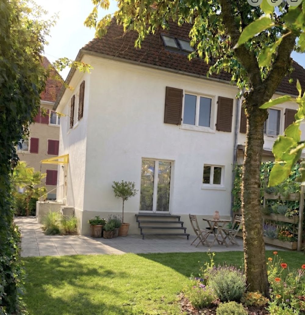 Kernsaniertes Haus in der Gartenstadt von Weil am Rhein DE -  Bild 2