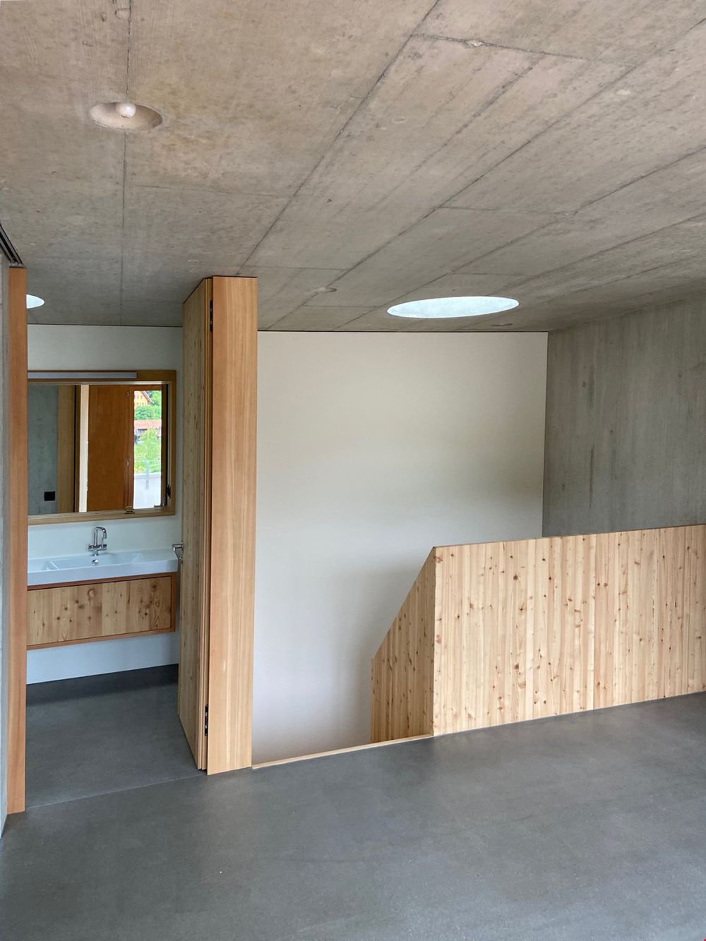 6.5 Zi.-Duplexwohnung – Sichtbeton-Meisterwerk -  Bild 10