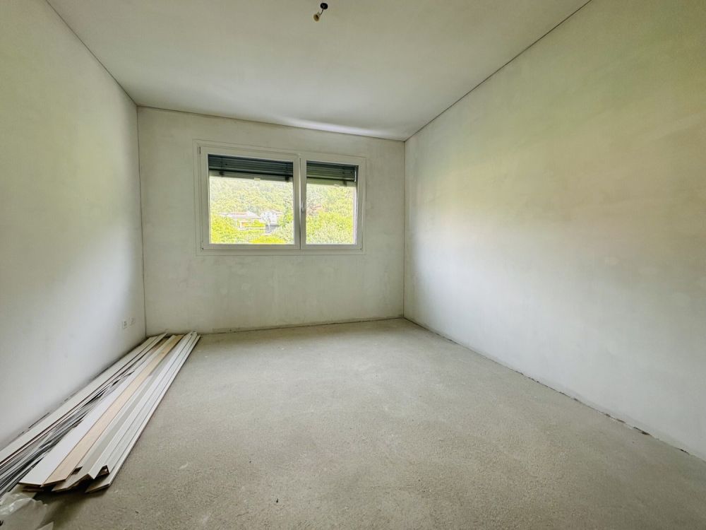 NUOVO 4.5 LOCALI CON BALCONE E VISTA APERTA A BELLINZONA - Bild 3