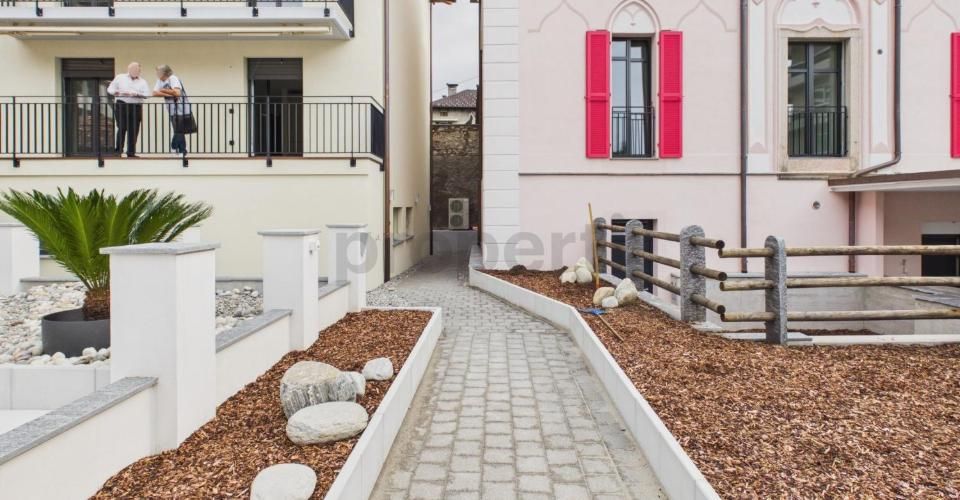 Immeuble Entièrement Rénové, Agencement Fonctionnel & Haute Efficacité Énergétique ! - Appartement 2.5 pièces - image - 7