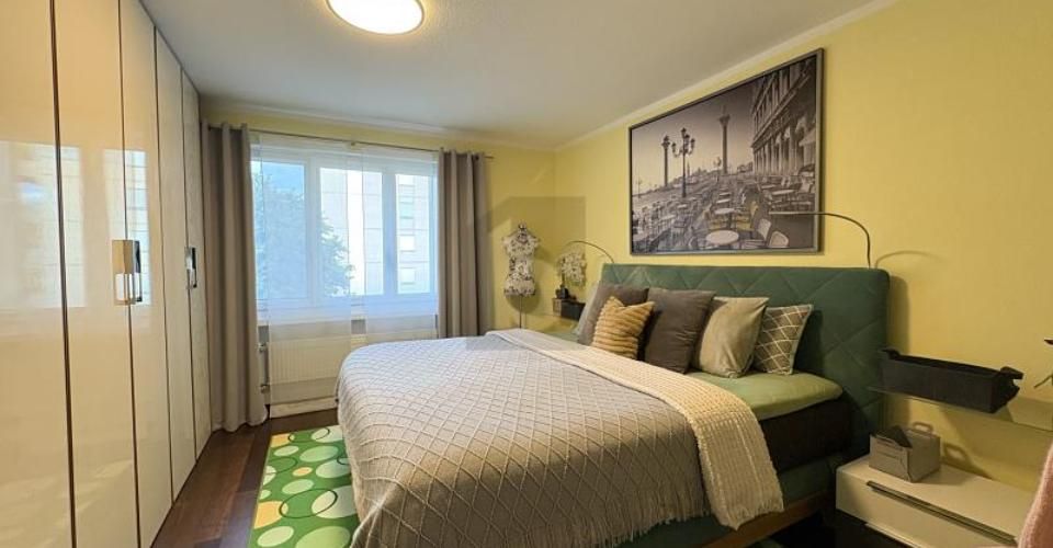 KERNSANIERT MIT HOCHWERTIGEM INNENAUSBAU - Appartement 3.5 pièces - image - 3