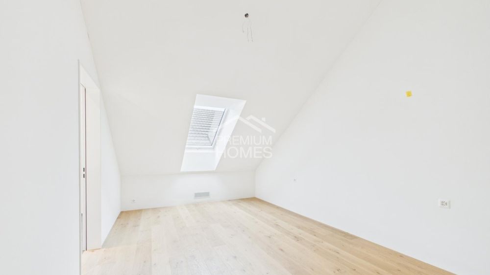 MODERNE ATTIKAWOHUNG MIT TRAUMHAFTER BERGKULISSE -  Bild 7