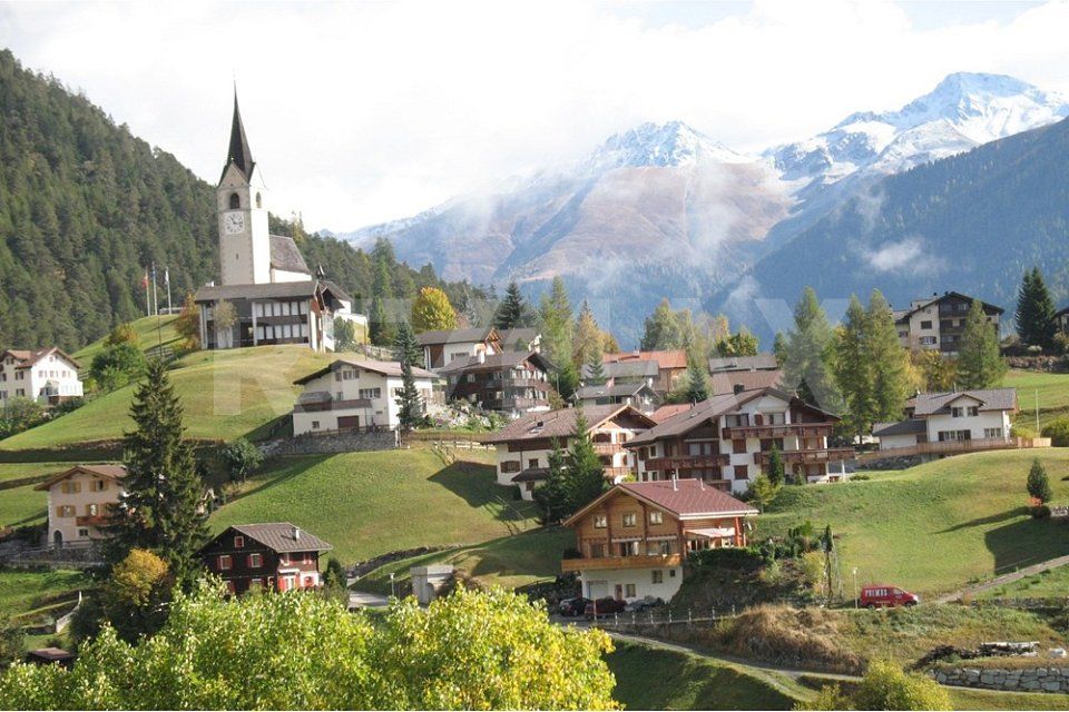 Neubau:  Einfamilienhaus als Erstwohnsitz in Schmitten (Albula) -  Bild 3