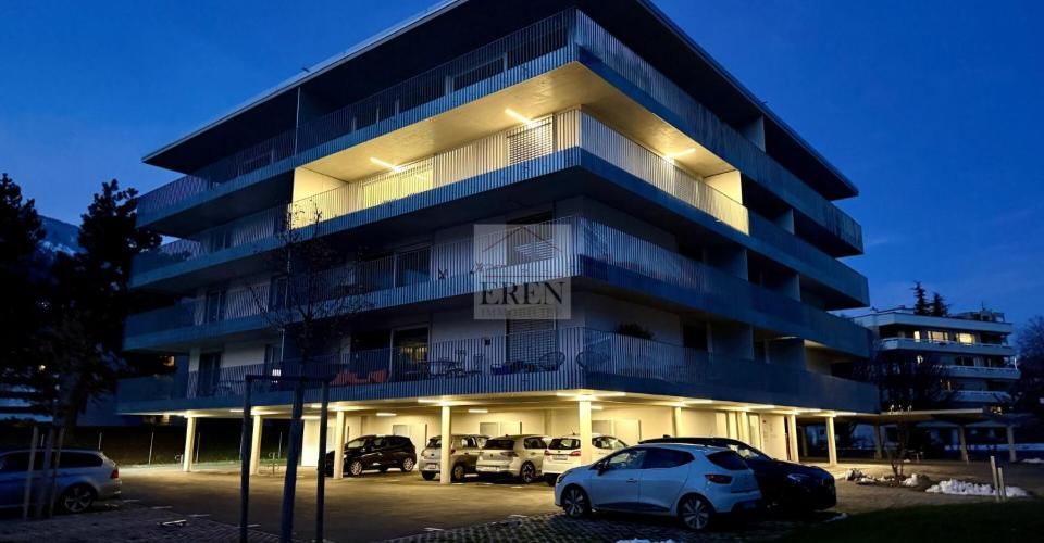 Attique panoramique 4,5 pièces entièrement vitrés avec balcon-terrasse en angle de 72m2 - Attique 4.5 pièces - image - 13