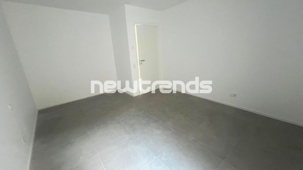 Caslano: 2.5 locali con giardino e patio, pronto da abitare. Nuova cos - 12