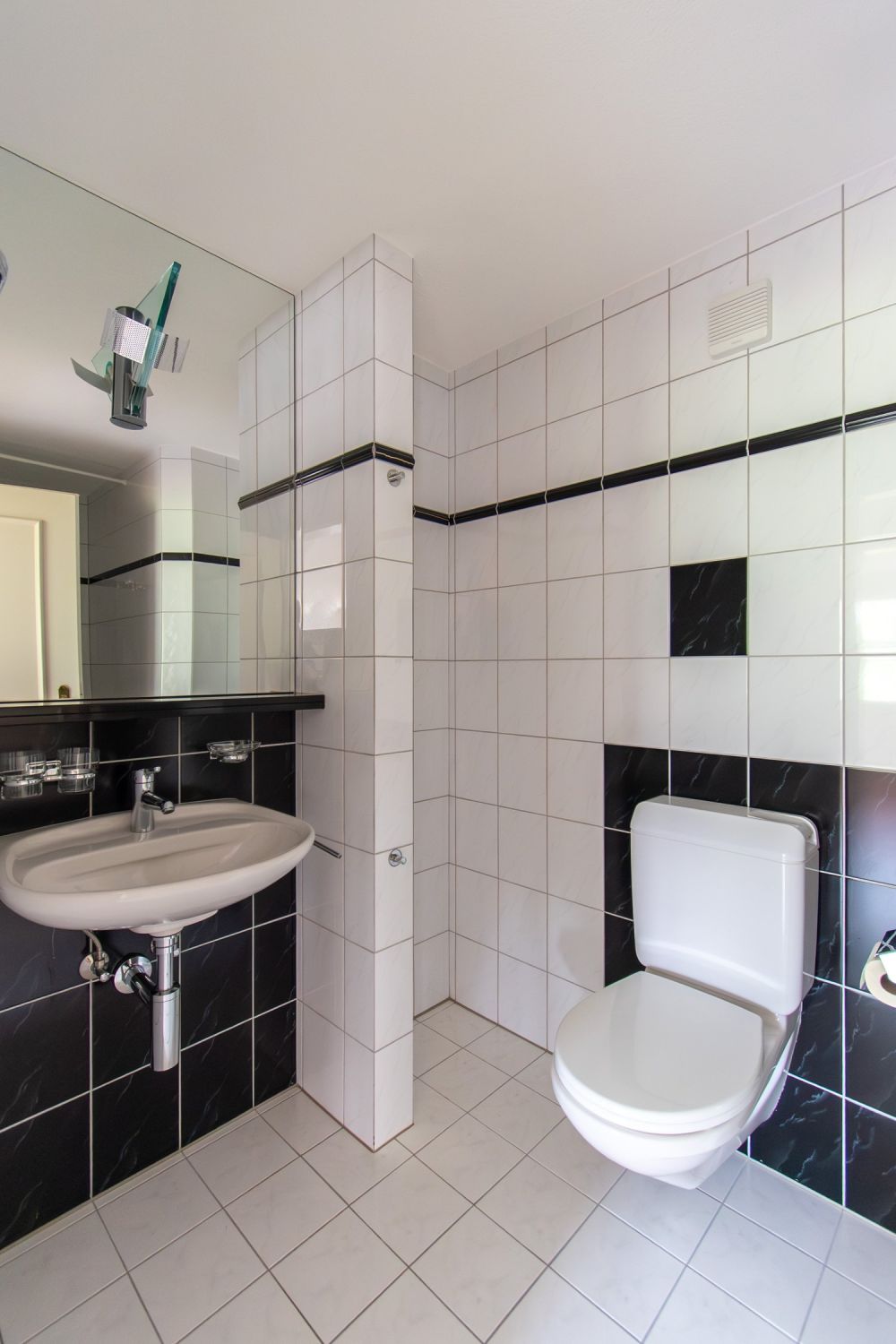 Attraktive 5.5 Zimmer-Maisonette-Wohnung mit Balkon -  Bild 12