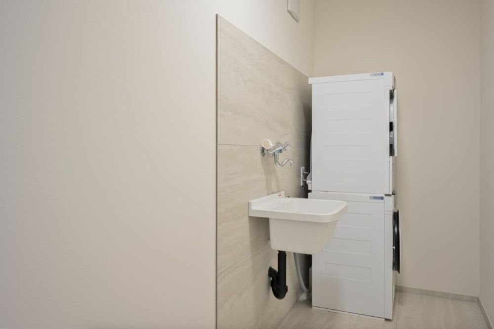 LAKESIDE HORIZON - Bild 13