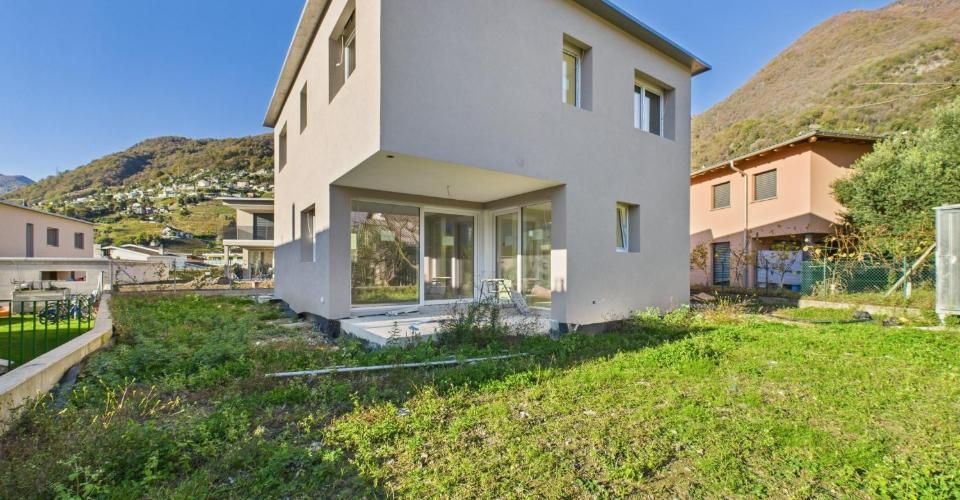 Casa unifamiliare moderna a Cugnasco-Gerra  4.5 locali Nuova costruzione - Maison 4.5 pièces - image - 1