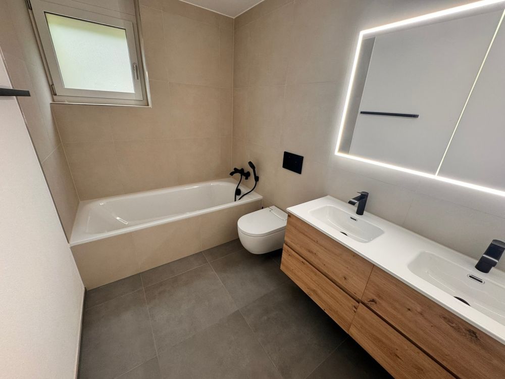 Wohnen der Extraklasse – exklusive 3.5-Zimmer-Terrassenwohnung am Buechenberg -  Bild 9
