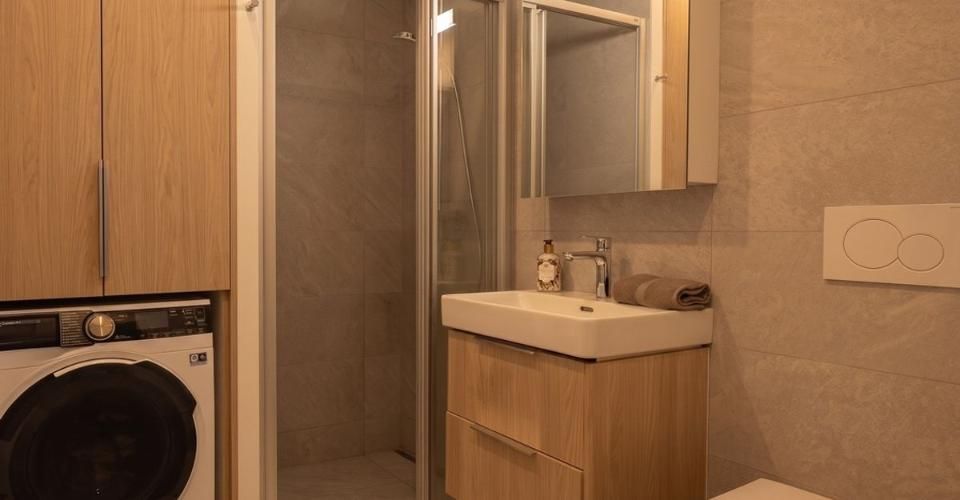 Superbe appartement moderne de 4,5 pièces avec grande terrasse, vue lac et Alpes - Appartement 4.5 pièces - image - 13