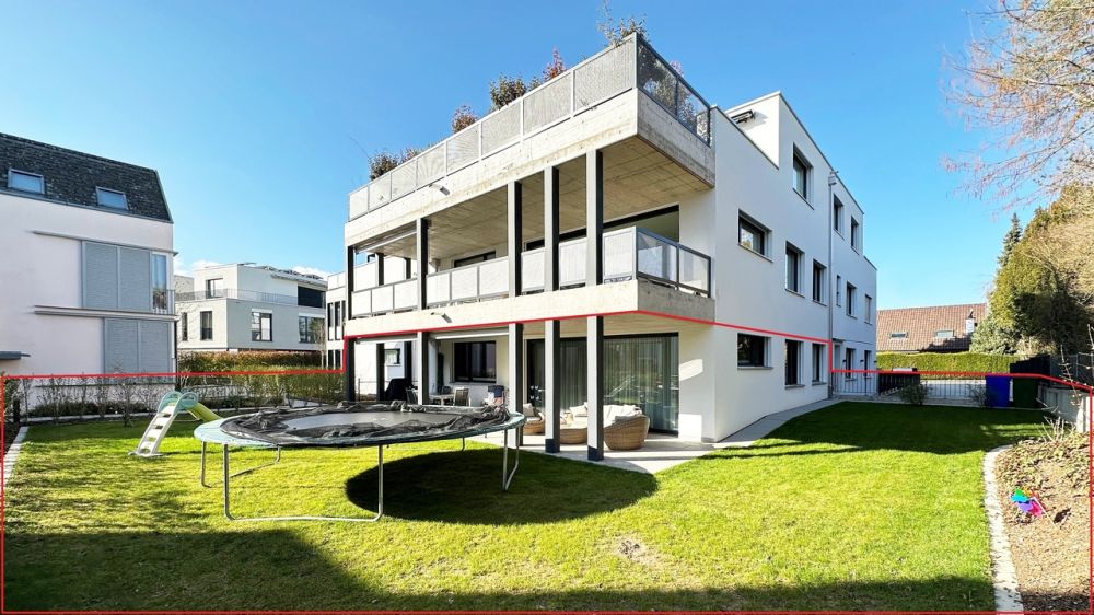 Moderne 4.5-Zimmer-Gartenwohnung mit Einstellhallenplatz - Aussenansicht