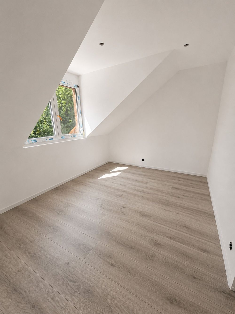 Appartement MINERGIE de 3.5 pièces au combles avec balcon (lot 5) / en -  Bild 9