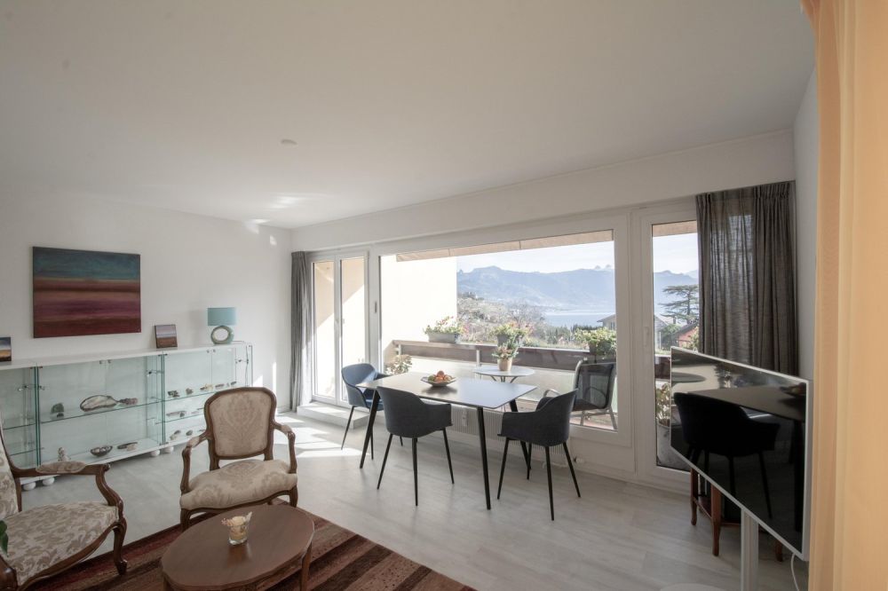 Charmant appartement 4.5 pièces avec vue sur le Lac - Bild 1