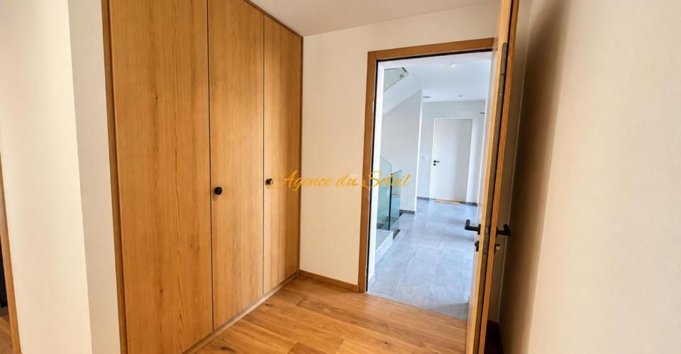 Appartement de standing de 4,5 pièces, neuf et idéalement situé à Crans ! - Appartement 4.5 pièces - image - 9