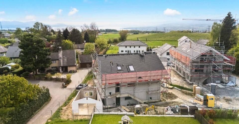 Villa contemporaine neuve d'exception comprenant deux appartements indépendants - Villa 9 pièces - image - 11