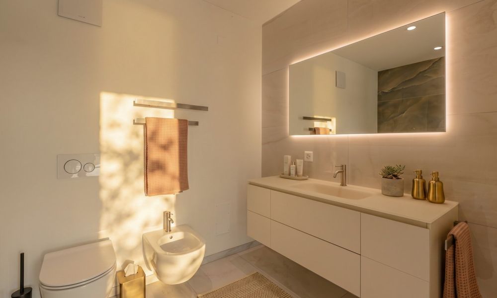 STUPENDES 5.5-ZIMMER-HAUS MIT GARTEN UND POOL IN PONTE CAPRIASCA -  Bild 5